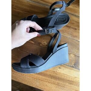 CROCS Wedge Sandal Ankle Strap Criss-Cross Woven Leigh II Black 8 womens